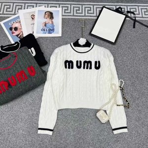 Vinterulltröja Kvinnor Knitwear Letter Brodery Pullover Coat Miu Designer Sweaters Womens Långärmad Fashion Casual Knit 184