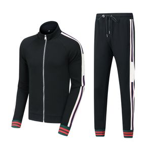 Avrupa Tasarımcı Erkek Terzilleri Kadın Spor Takım Kıyafet Klasik Mektup Baskı Takip Kolu Kırmızı Yeşil Striped Sportsit Street Giyim Spor Takımları Siyah 28003