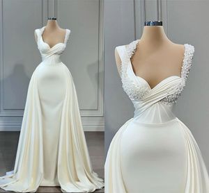 Designer elfenben satin sjöjungfru aftonklänningar sexiga pärlor pärlor mössa ärm sweatheart veckor ruffles långa fest tillfälle vestidos prom bc14970