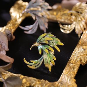 Brooches Vintage Chinese Style Enamel Phoenix Brooch Elegant Women Trend Suit Cheongsam Corsage Accessories Feather Gift Pin