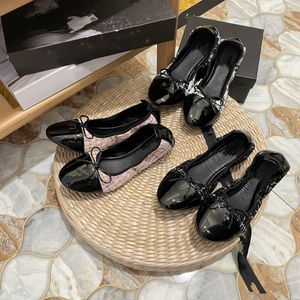 Kanal Patent Paris Fashion Streç Chanellies Ballet Flats Ayakkabı Deri Siyah Kap Toe Tüvit Kadın Loafers Sıradan Spor ayakkabılar 2023 Tasarımcı Ayakkabı Düğün Partisi Luxur