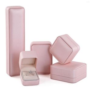 Presentförpackning rosa smycken box bälte täcker ring halsband armband vit klocka färg miljöskydd papper svart
