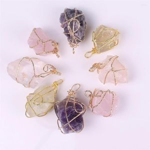 Hänghalsband 6st oregelbundna naturliga stenkvartskristallhalsband för smycken som gör manuell slingrande gyllene koppartrådhängen