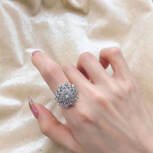 Обручальные кольца 2023 Японские и корейские высококачественные циркониевые снежное кольцо для женского универсального рождественской вечеринки премиум -класс роскошные украшения