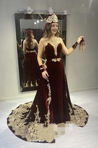 Sexy Backless Long Sleeves Evening Dresses Burgundy Velvet Celebrity Party Gowns With Detachable Train Gold Lace Applique Beaded Court Train Arabic Dubai Abaya