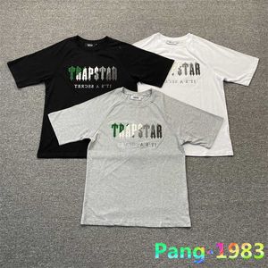 Camisetas masculinas 2022 Menina de trapstar da primavera do verão Mulheres homens bordados de toalha branca verdes Bordado de manga curta