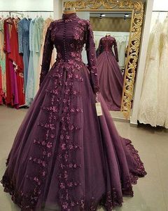 Modest Muslim Kaftan Evening Dresses Floral Lace Applique Long Sleeves High Neck Purple Arabic Dubai Formal Party Gowns Girls Beauty Prom Dress Court Train