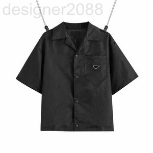 Designer de camisas casuais masculinas, marca de camisa feminina, marca de pólo de pólo de camisa curta Bloups clássico Triângulo invertido solto de alta qualidade importada tamanho asiático 8zljj