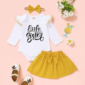 Kläder sätter spädbarnskläder 3-6 månader lång ärm vit romper solid gul kjol född baby vinterkläder