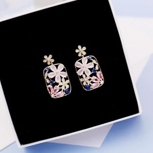 Orecchini per borchie geometriche multicolori cubiche zircone cubico donna rosa fiore dolce strass per orecchini di moda accessori yea335