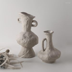 Vaser enkla vanliga embryo keramiska vaser heminredning antik dekoration gammal vistelse blomma
