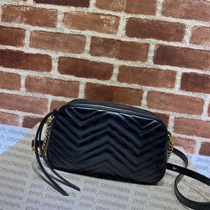 Oryginalne skórzane torby na ramię Sprzedawane z pudełkiem Jednolity kolor Kobiety Chevron Camera Crossbody