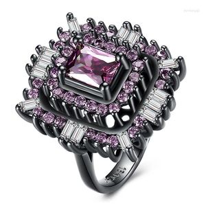 Fedi nuziali Luxury Micro Pave Zircon Stone Designer Flower Ring Donna Black Gun Color Romantic Women Bands Finger Drop Jewelry