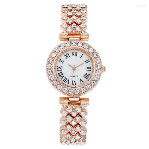 Wristwatches Roman Pattern Rose Gold Watch Fashion Ladies Quartz Diamond Wristwatch Elegant Female Bracelet ClockWristwatches Bert22