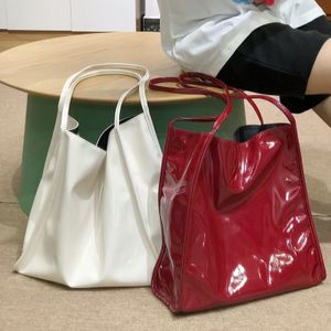 イブニングバッグファッションデザイン女性ショルダーバッグソフトパテントレザーレディースハンドバッグ大容量女性毎日のカジュアルトートショッピング230203