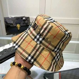 2023 Fashion Bucket Hat for Man Woman Street Cap Fitted Hats 5 Color with Letters High Quality 7z38