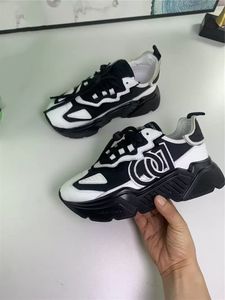 2023Luxury designer Daymaster Trainers Sneakers Shoes Low Top Flat Sorrento Print white black leather Trainers Sneakers