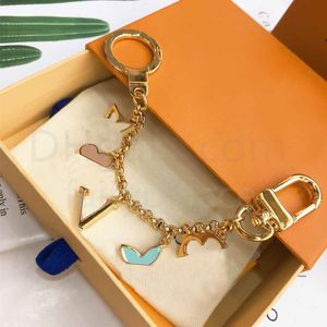Top Fashion Designer Keychain Brand Key Buckle Flower Letter Key Chain Handmade Gold Keychains Mens Womens Bag Pendant