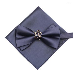 Bow Ties Ties for Men Designer Metal Dwupowierne przyjęcie weselne Buttie Bowtie Prezent z pudełkiem Smal22