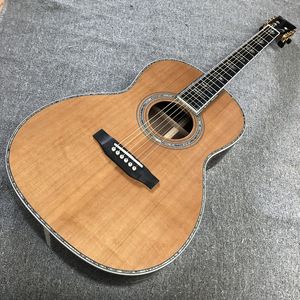 Guitarra customizada, tampo em pinho vermelho maciço, escala e ponte em ébano, laterais e fundo em jacarandá.39 