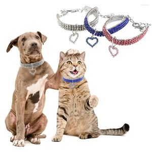 Hundhalsar Hjärtform Pet Collar Crystal Decor Justerbar katt 20 5cm halsband utomhusskyddande vattentätt