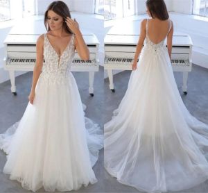 Summer Bohemian Lace Tulle Wedding Dresses Sexy Open Back A Line Appliques V Neck Lace-up Plus Size Bridal Gowns Custom MadeBC14994