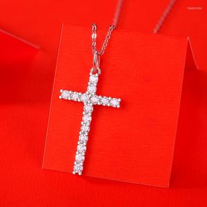 Correntes Correntes Passaram no Teste Perfeito Corte Moissanite Diamante Colar 925 Sterling Silver Cruz Pingente Homens e Mulheres Clássico Jóias Necklac