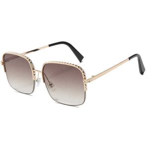 Brand Design Trend Luxury Diamond Rhinestone Sunglasses For Women Men Fashion Retro Unisex Summer Travel Metal Sun Glasses