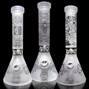 Sandstrahlglas Becher Bong Sand Carving Luxusmuster Rauchglaswasserrohr CPU Gehirn Dab Rigs Strawberry Bong UFO Becher Bongs Chemie Muster Shishas