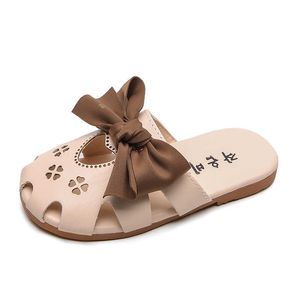 Tofflor Nya mode sommar tofflor för flickor avslappnade sandaler andningsbar fjäril-knot med hjärta mjuka barns lägenheter söta barnskor