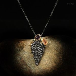 Chains CHARLINLIOL Neo-Gothic Antique Jewelry For Women Triangle Topaz Pendant Necklace Vintage Tungsten Costume Neck Charms1