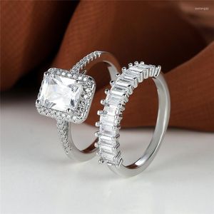 Bröllopsringar White Zircon Engagement Ring Set Luxury Crystal Square Stone Dubbel trendig silverfärg Bruduppsättningar för kvinnor