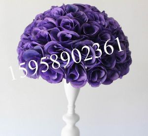 Dekorative Blumen SPR EMS Lila Hochzeitsdekoration 30 cm Seidenküssende Blumenkugel Lila-Innenseite aus Kunststoff