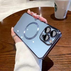 Premium Inductive Magnetic Suction Phone case suitable For Iphone14 11 13 12 pro max All-inclusive protected phone case