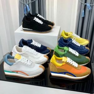 Günlük Ayakkabılar Bağcıklı Sneaker Tasarımcı Ayakkabı Koşu Eğitmenleri Erkekler Spor Ayakkabıları Kalın Tabanlı Seyahat Deri Moda Bayan Siyah Harfler Platformu Büyük boy 35-42 kutu ile