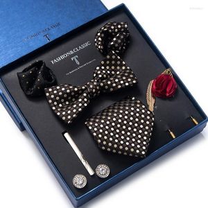 Bow Ties Lüks Lüks Mükemmel Kalite 7.5 cm Tie Hanky ​​Cep Kareler Kufflink Seti Kravat Kutusu Baskılı Hombre Resmi Giyim Şarap Altın