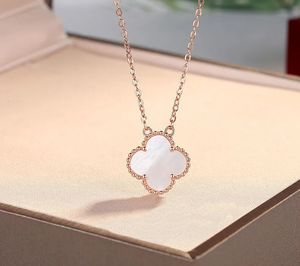 womens designer necklaces luxury Clover Necklace Charm Diamond Silver Plated Agate Pendant fashion jewelry elegant jewelies 976