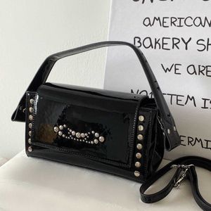 Trendy Omuz Çantaları Vivi Tasarımcı Crossbody Bags Lüks El çantası Koltuk altı kadın çantası küçük kare uzay aracı messenger çantaları 230204