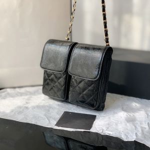 Kvinnors vintage oljevaxtelefonhållare väskor klassiska mini -flik multi pochette quiltad guldmetall hårdvara tvärbodi axel stor kapacitet kosmetiska fall handväskor 20 cm