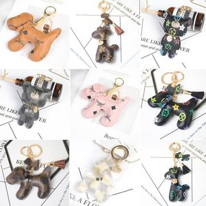 Luxury Bear Presbyopia Bag Car Keychain Pendant Charm smycken Key Ring Holder Kvinnor Män gåvor Fashion Pu Leather Animal Key Chain Accessories