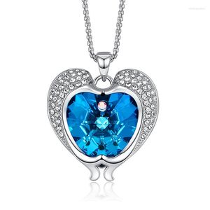 Pendant Necklaces COCOM Romantic Dolphin Heart Necklace For Women Cute Animal Fashion Jewelry With Austrian Crystal Valentines Day Gift