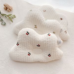 Pillows Baby Cute Cartoon Bear Olive Korean Embroidered Cotton Breathable Infant Pillow 230204