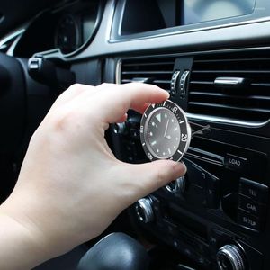 Decorazioni interne 1pc Ornamenti al quarzo Orologio automatico per veicoli con clip per presa aria condizionata Orologio per automobile Decorazione per auto