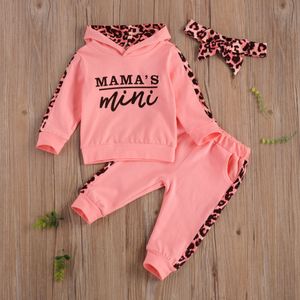 Set di abbigliamento Neonato nato Vestiti per bambina Autunno 3 pezzi Set Leopard Lettera Felpa con cappuccio Pantaloni Outfit Tuta per bambino Set Primavera 230203