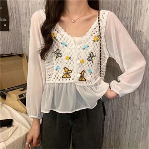 Damen-Blusen, Hemden, koreanischer Stil, sexy, ausgehöhlte Spitzenbluse, 2023 Frühling, Boho-Kleidung, häkeln, gestrickte Tops, Damen-Retro-Stickerei-Shirt