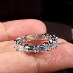 Bröllopsringar Fashion Luxury Charm Baguette White Zirconia Finger For Women T Shape Square Stone Party Ring Bride Jewelry