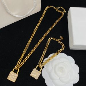 Designers Lock Pendant Necklace Fashion Womens Stainless Steel Thick Chain Necklace Bracelet Set Lovers Jewelry No Box