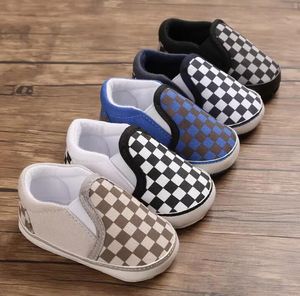 2023 First Walkers Baby Shoes Classical Checkered Toddler First Walker Newborn Baby Boy Girl Shoes Soft Sole Cotton Casual Sports Infant Crib Shoes