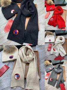 Hat Sconha Suit Boutique Designer Inverno Cashmere Knit Hat de duas pe￧as Conjunto de comprovantemente ￠ prova de frio, quente, moda e vers￡til para homens e mulheres amantes da caixa de combina￧￣o
