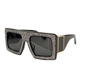 نظارة شمسية للنساء للنساء من نظارات الشمس من أشعة الشمس ، أسلوب الموضة يحمي العيون UV400 مع صندوق عشوائي وحالة 001